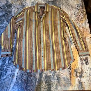 Shirt, mens size 43, ETRO marque made in Italy, very near mint condition 0 flaws